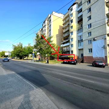 Пасічна вул., 38