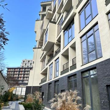 Софіївська вул., (Будинок В)