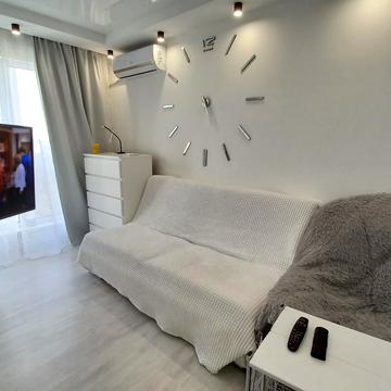 Клавдіївська вул., 40-Е