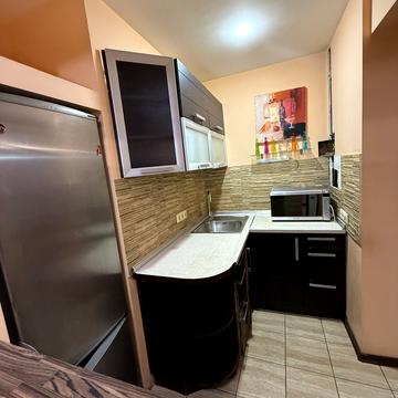 Привокзальна вул., 10/1