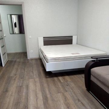 Прохоровська вул., 40