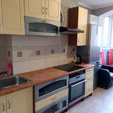 Дюківська вул., 8