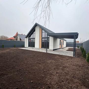 Розкішна вул.