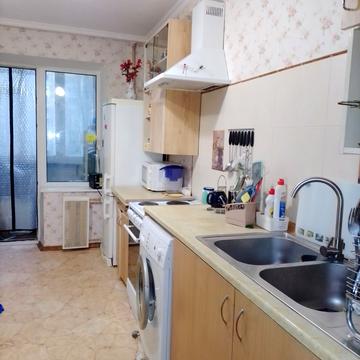 Юності вул., 8/2