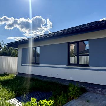 Вишнева вул.