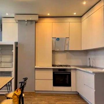 Практична вул., 6