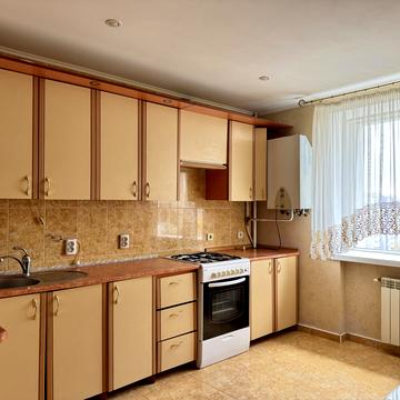 Родіона Скалецького вул., 32а