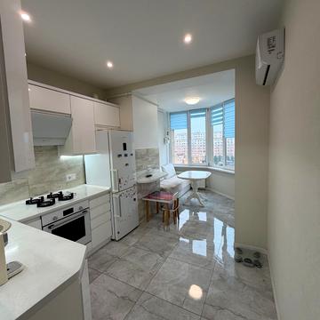 Сонячна вул., 3