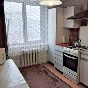 Героїв просп., 35