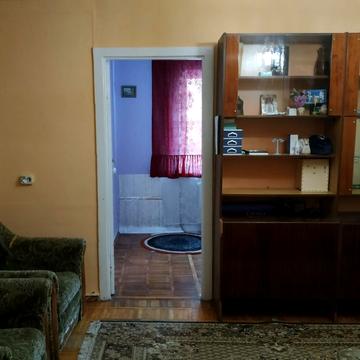 Петра Ніщинського вул., 12