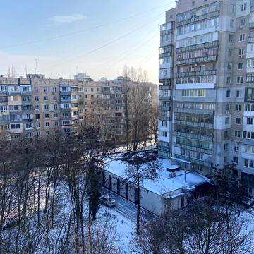 Владислава Бувалкіна вул. (Бочарова Генерала), 27