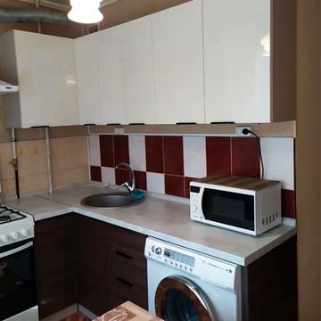 Оріхуватська вул., 10