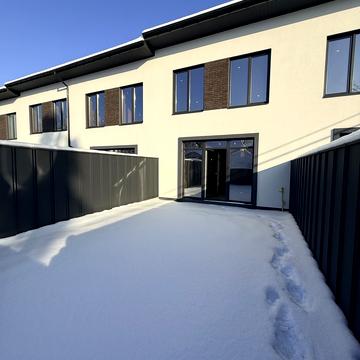 Щаслива вул., 18