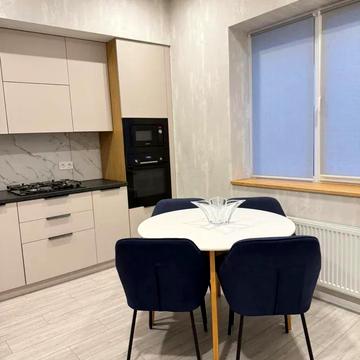 Невеличука, 70