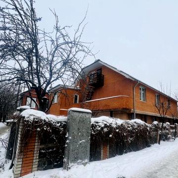 Лесі Українки вул., 41