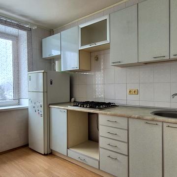 2-й Лісопарківський пров., 8