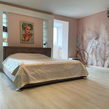 Драгоманова вул., 17