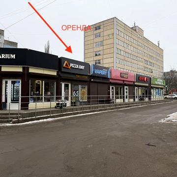 Незалежності вул. (Космонавта Попова), 9