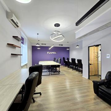 Героїв УПА вул., 73