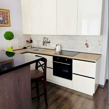 Спрейса вул., 11