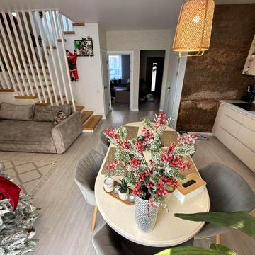 Янтарна вул.