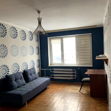 Оболонська пл. (Дружби Народів СРСР), 5