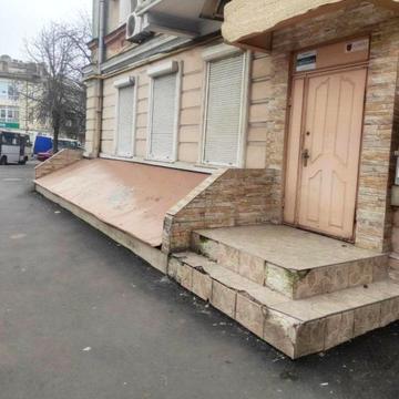 Мала Арнаутська вул., 98