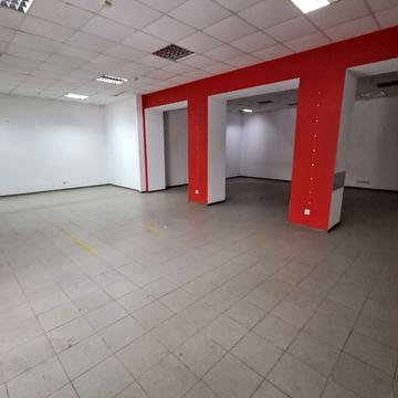 Науки просп. (Леніна), 32