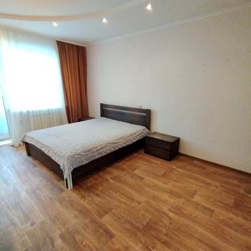 Євпаторійська вул., 106