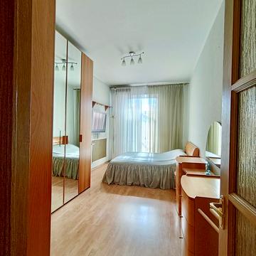 Євгена Чикаленка вул. (Пушкінська), 20