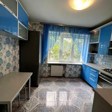 Ніла Армстронга вул. (Казакова), 4