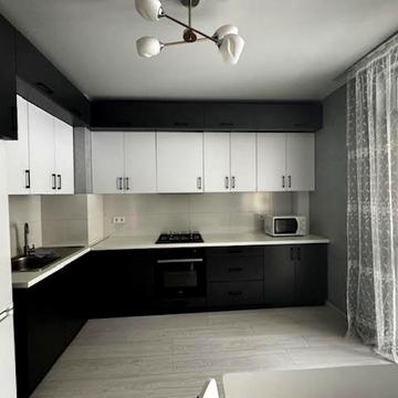 Роксоляни вул., 43а