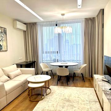 Ділова вул. (Димитрова), 1/2