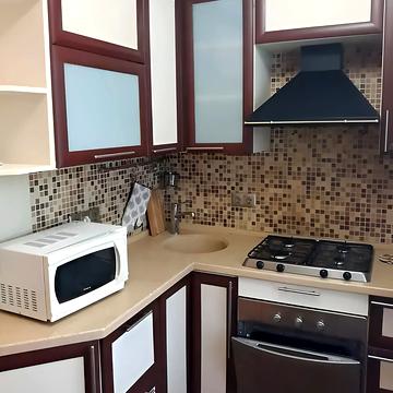 Бельведерська вул., 46