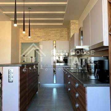 Євгена Коновальця вул. (Щорса), 44-А