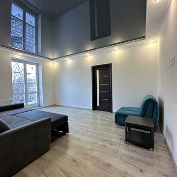 Стрийська вул., 52