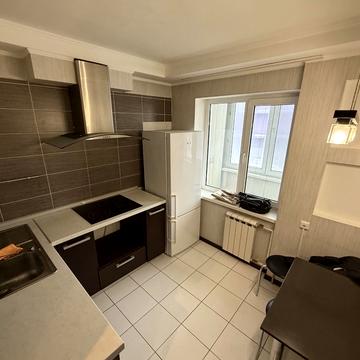 Оболонський просп., 31