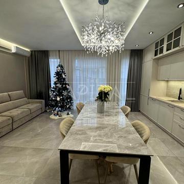 Полтавська вул., 30