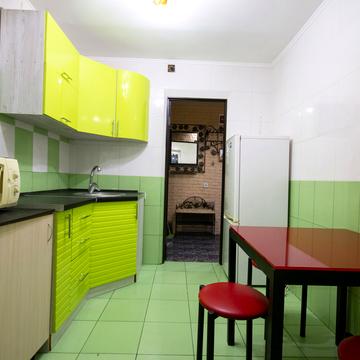 Академіка Корольова вул., 46