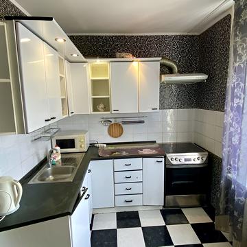 Ревуцького вул., 7-А