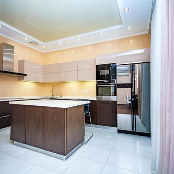 Юлії Здановської вул. (Ломоносова), 73-Г