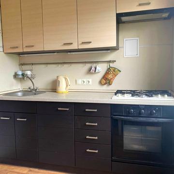 Дмитра Луценка вул. (Крейсера "Аврора"), 9