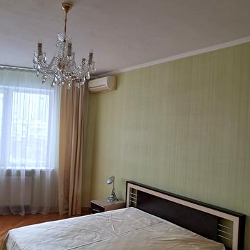 Генерала Шаповала вул. (Механізаторів), 2