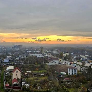 Романа Левицького вул., (Будинок 2)