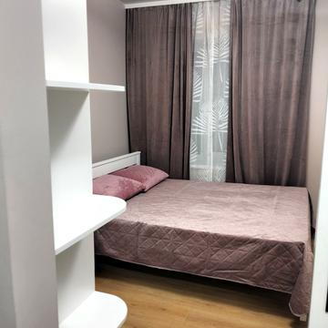 Святого Теодора пл., 6