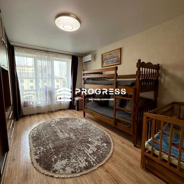 Вовчинецька вул., (Будинок)