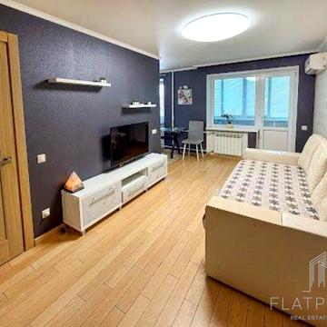 Тульчинська вул., 7