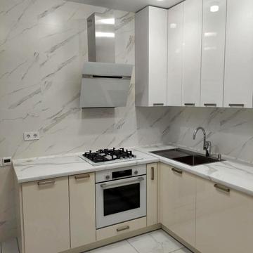 Володимира Великого вул. (Артема), 10е