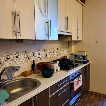 Антонова вул., 11