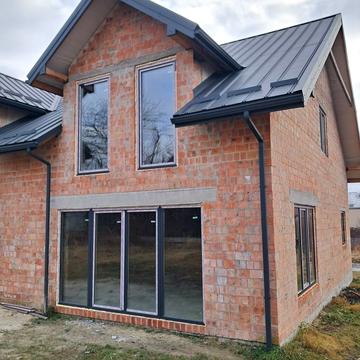 Гната Хоткевича вул.